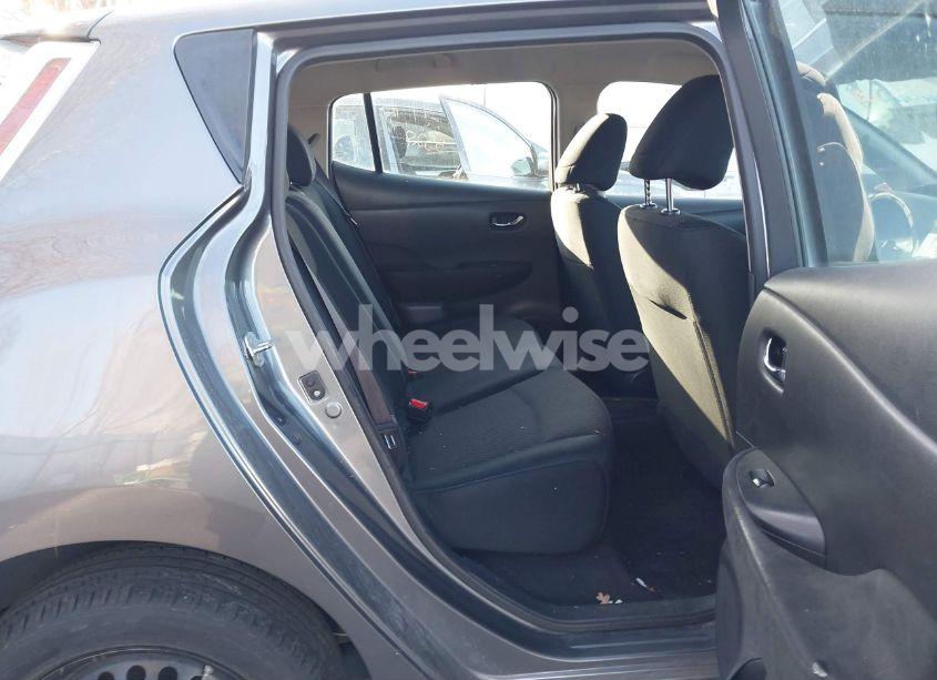 Photo 8 of 2015 Nissan Leaf S (VIN 1N4AZ0CP8FC313734)