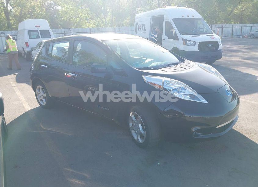 2013 Nissan Leaf SV (VIN 1N4AZ0CP9DC422779) main photo