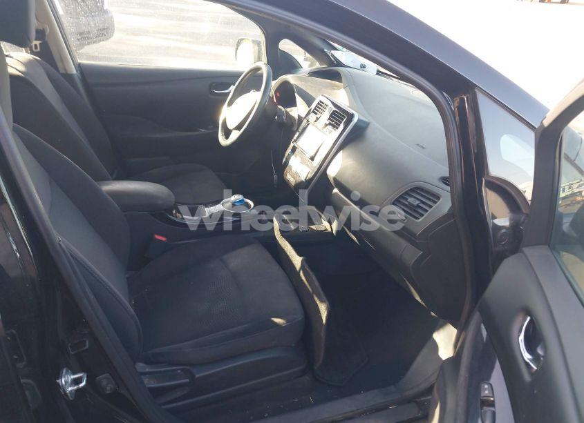 Photo 5 of 2013 Nissan Leaf SV (VIN 1N4AZ0CP9DC422779)