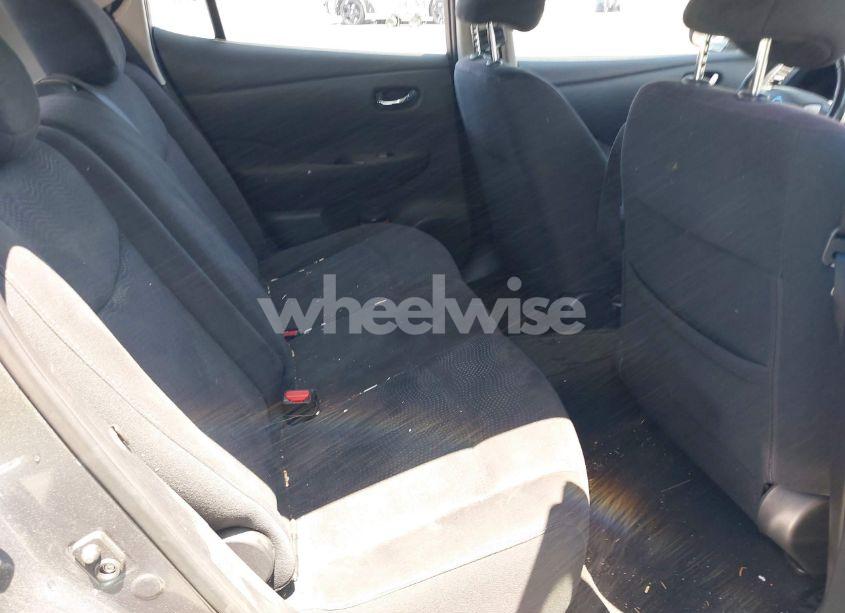 Photo 8 of 2014 Nissan Leaf SV (VIN 1N4AZ0CP9EC335871)