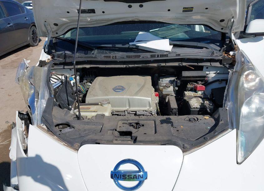 Photo 10 of 2015 Nissan Leaf S (VIN 1N4AZ0CP9FC309496)