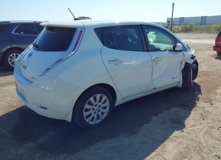 Photo 4 of 2015 Nissan Leaf S (VIN 1N4AZ0CP9FC309496)