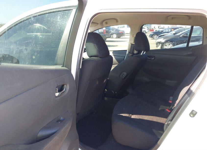 Photo 8 of 2015 Nissan Leaf S (VIN 1N4AZ0CP9FC309496)