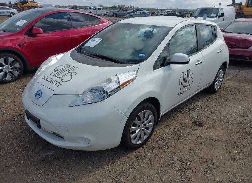 Photo 2 of 2016 Nissan Leaf S (VIN 1N4AZ0CPXGC311923)