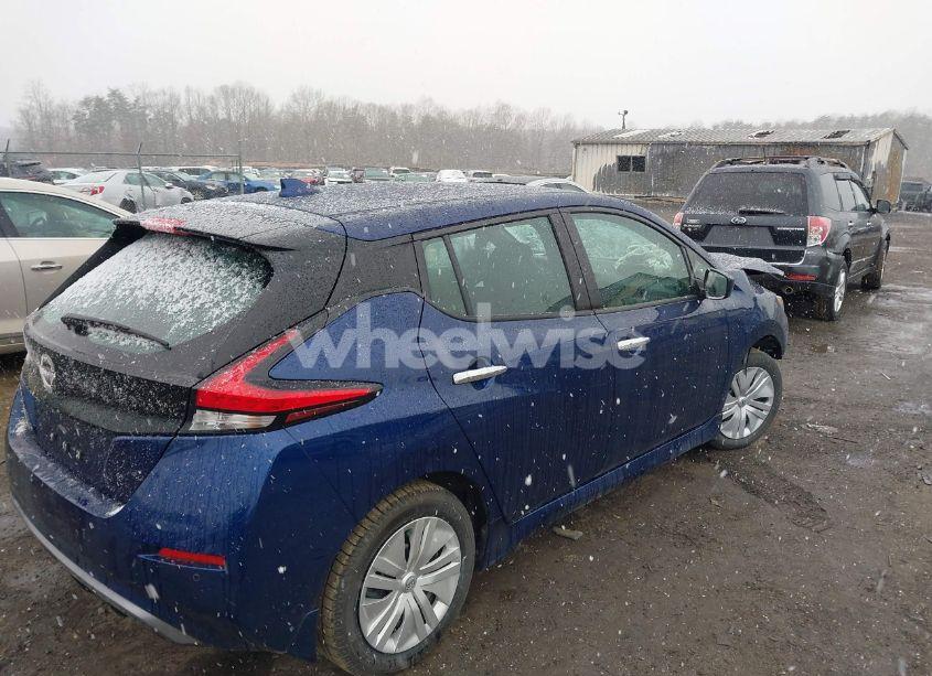 Photo 4 of 2023 Nissan Leaf S 40 KWH (VIN 1N4AZ1BV3PC554057)