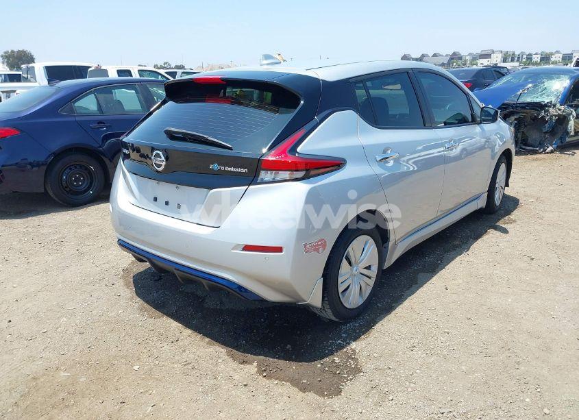 Photo 4 of 2022 Nissan Leaf S 40 KWH (VIN 1N4AZ1BV7NC563258)