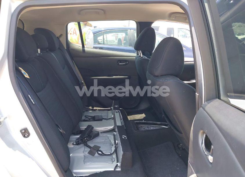 Photo 8 of 2022 Nissan Leaf S 40 KWH (VIN 1N4AZ1BV7NC563258)