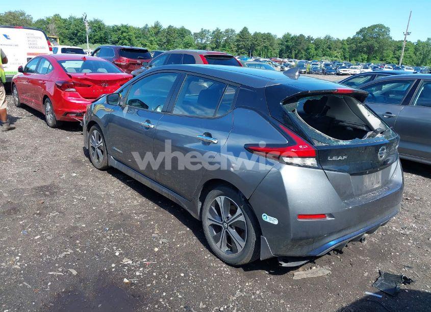 Photo 3 of 2018 Nissan Leaf SV (VIN 1N4AZ1CP1JC302105)