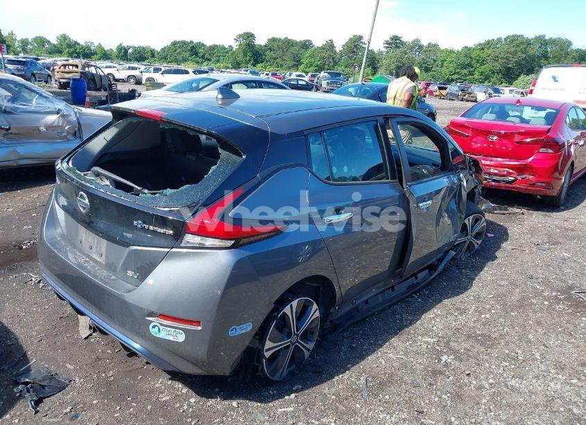 Photo 4 of 2018 Nissan Leaf SV (VIN 1N4AZ1CP1JC302105)