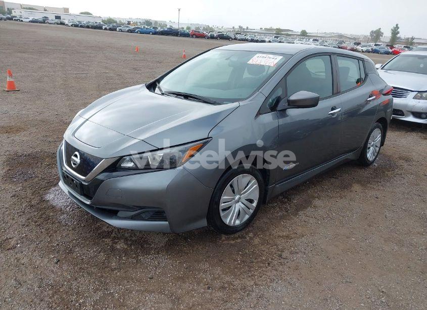 Photo 2 of 2019 Nissan Leaf S (VIN 1N4AZ1CP2KC319187)