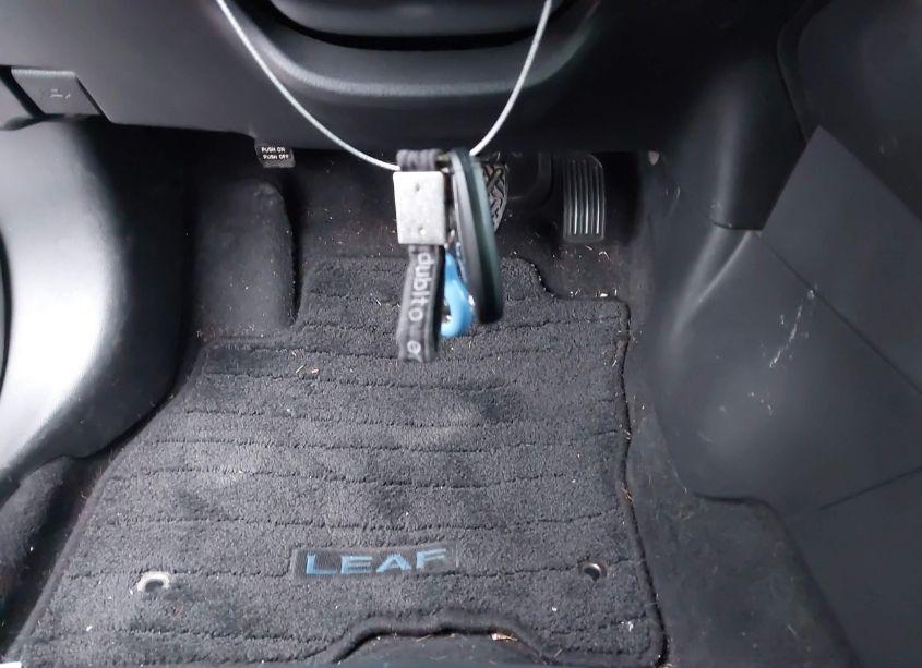 Photo 11 of 2018 Nissan Leaf SV (VIN 1N4AZ1CP3JC305278)