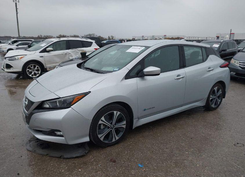 Photo 2 of 2018 Nissan Leaf SV (VIN 1N4AZ1CP3JC305278)