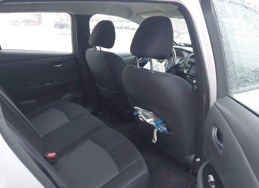 Photo 8 of 2018 Nissan Leaf SV (VIN 1N4AZ1CP3JC305278)