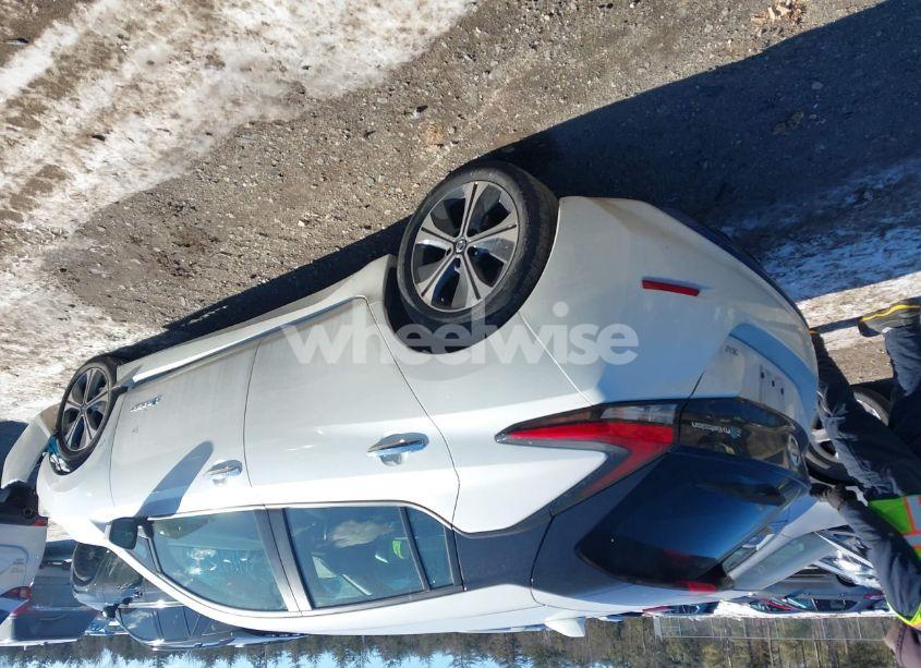 Photo 2 of 2019 Nissan Leaf SV (VIN 1N4AZ1CP3KC305704)