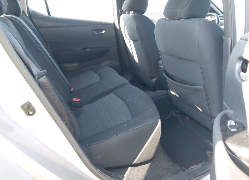 Photo 8 of 2019 Nissan Leaf SV (VIN 1N4AZ1CP5KC320561)