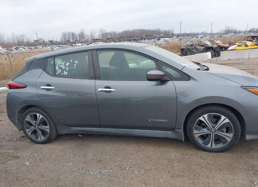 Photo 13 of 2018 Nissan Leaf SV (VIN 1N4AZ1CP7JC307356)