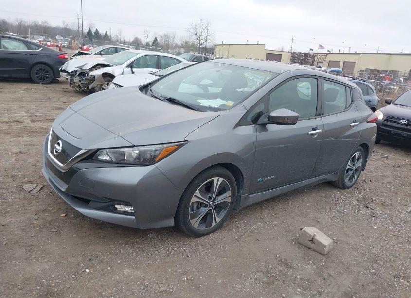 Photo 2 of 2018 Nissan Leaf SV (VIN 1N4AZ1CP7JC307356)