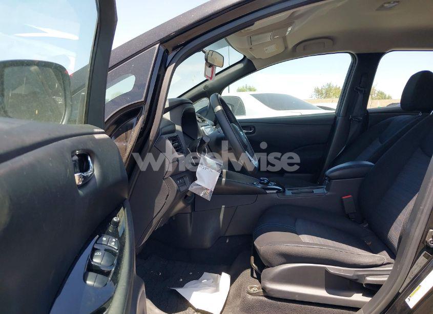 Photo 5 of 2019 Nissan Leaf SV (VIN 1N4AZ1CP7KC313224)