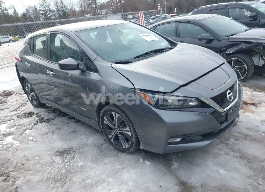 2018 Nissan Leaf SV (VIN 1N4AZ1CP8JC304854) main photo