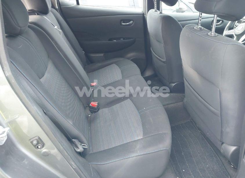 Photo 8 of 2018 Nissan Leaf SV (VIN 1N4AZ1CP8JC304854)