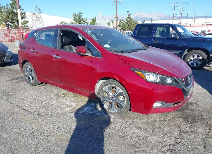 2018 Nissan Leaf SL (VIN 1N4AZ1CP8JC308063) main photo