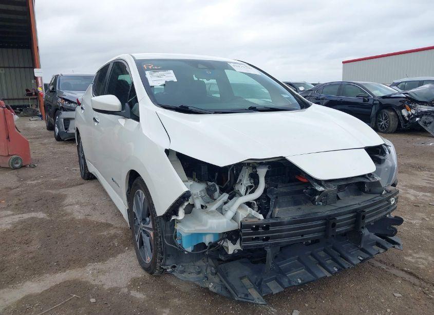 2018 Nissan Leaf SV (VIN 1N4AZ1CP8JC312047) main photo