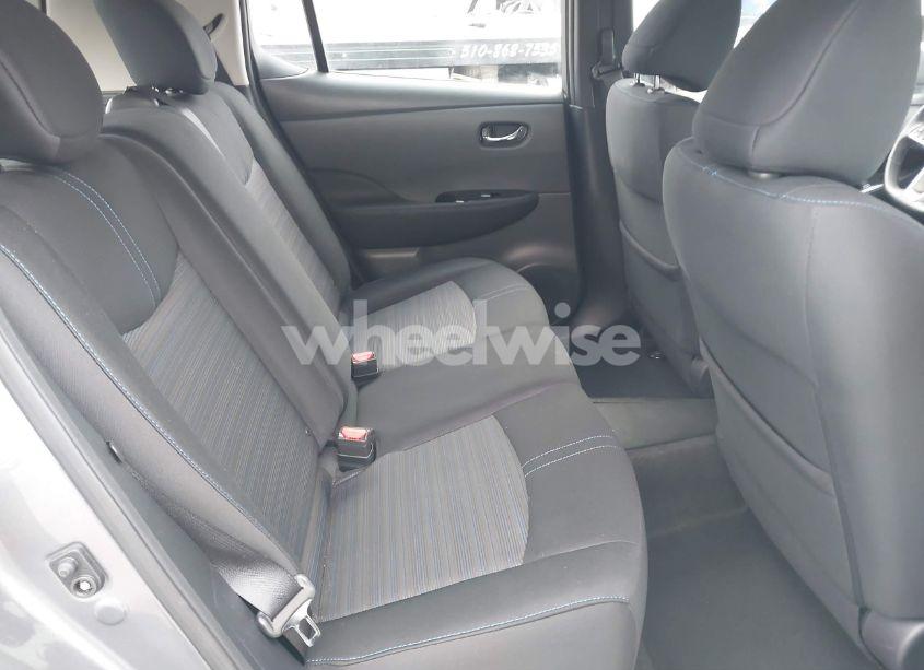 Photo 8 of 2018 Nissan Leaf SV (VIN 1N4AZ1CPXJC317668)