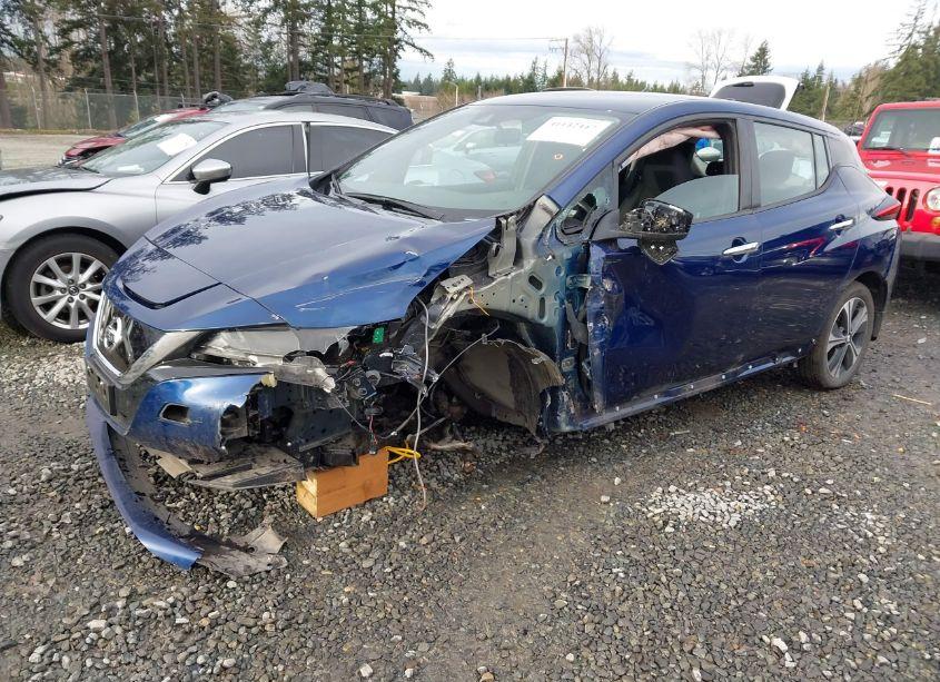 Photo 2 of 2022 Nissan Leaf SV 40 KWH (VIN 1N4AZ1CV5NC554640)