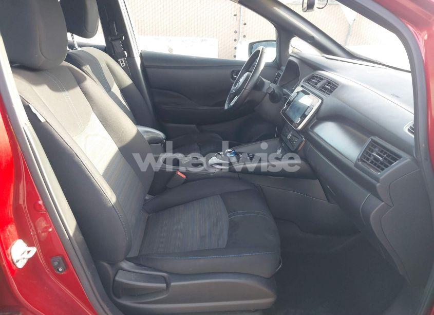 Photo 5 of 2021 Nissan Leaf SV 40 KWH (VIN 1N4AZ1CV6MC551356)