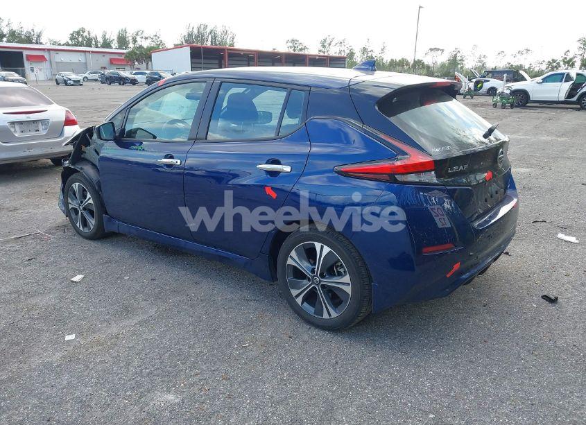 Photo 3 of 2021 Nissan Leaf SV 40 KWH (VIN 1N4AZ1CVXMC552087)