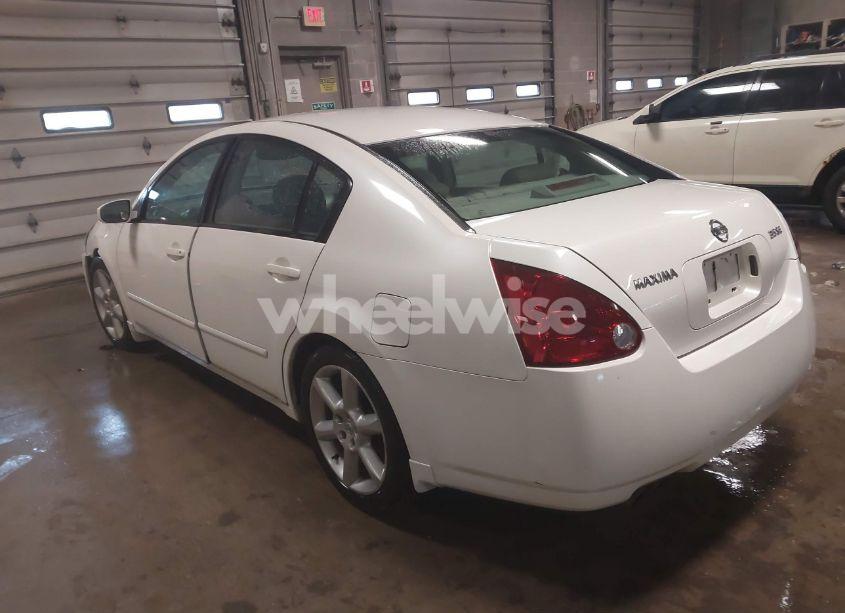 Photo 3 of 2004 Nissan Maxima 3.5 SE (VIN 1N4BA41E04C890873)