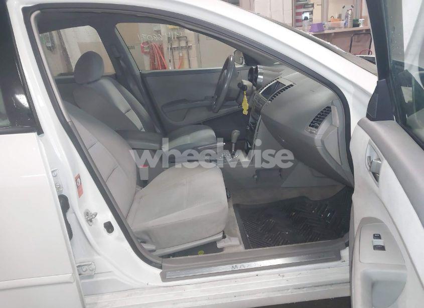 Photo 5 of 2004 Nissan Maxima 3.5 SE (VIN 1N4BA41E04C890873)