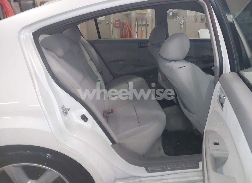 Photo 8 of 2004 Nissan Maxima 3.5 SE (VIN 1N4BA41E04C890873)