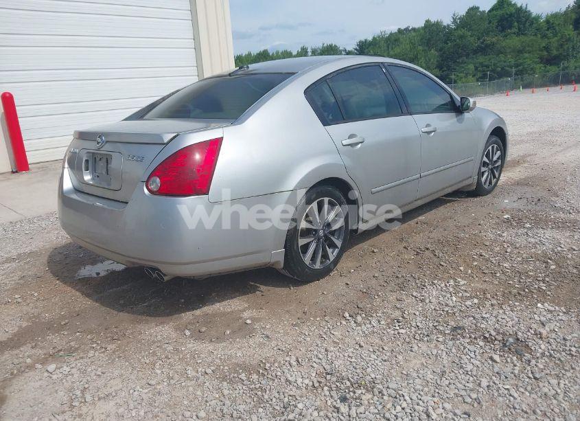 Photo 4 of 2005 Nissan Maxima 3.5 SE (VIN 1N4BA41E05C835308)