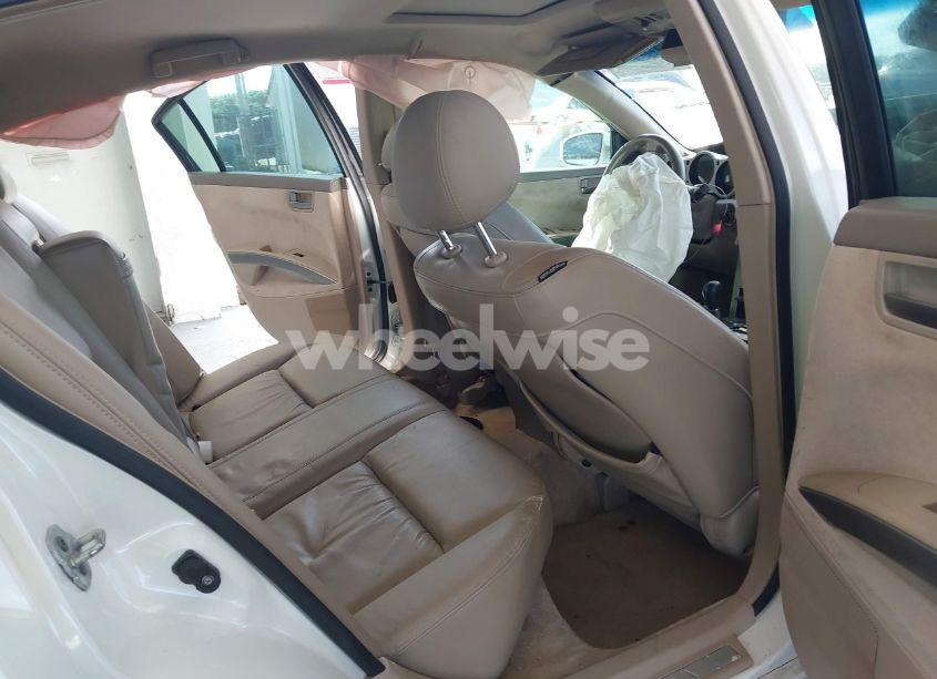 Photo 8 of 2004 Nissan Maxima 3.5 SE (VIN 1N4BA41E14C837633)