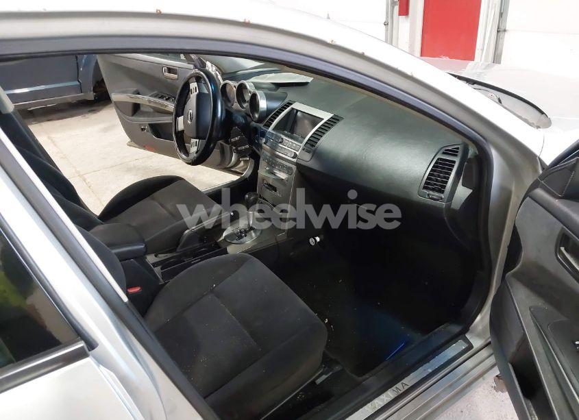 Photo 5 of 2004 Nissan Maxima 3.5 SE (VIN 1N4BA41E14C913710)