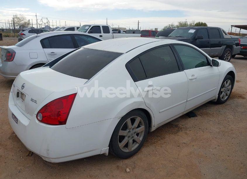 Photo 4 of 2004 Nissan Maxima 3.5 SL (VIN 1N4BA41E24C900402)