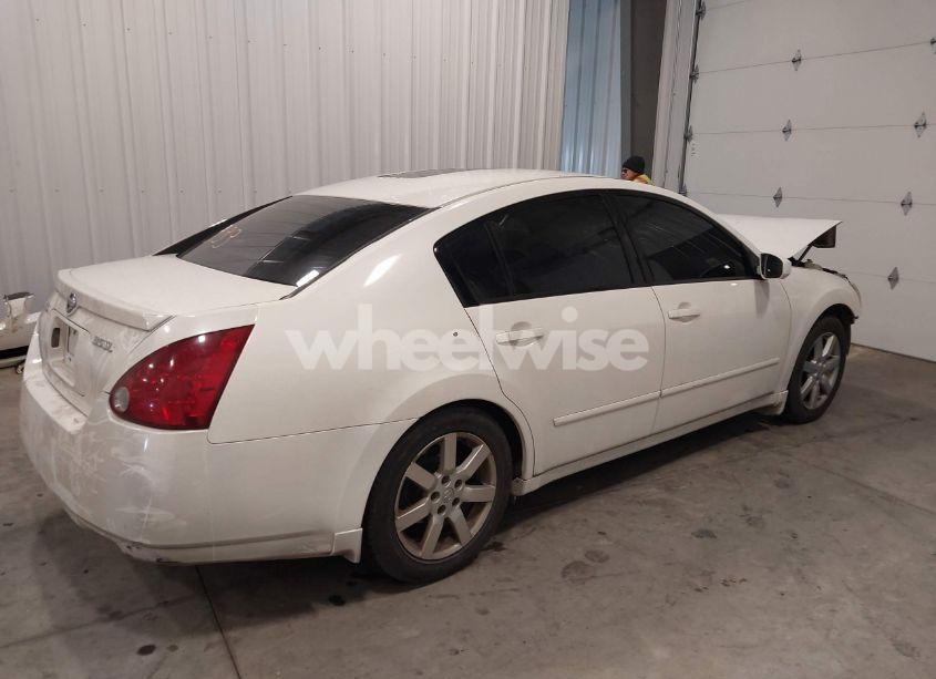 Photo 4 of 2004 Nissan Maxima 3.5 SL (VIN 1N4BA41E34C819781)