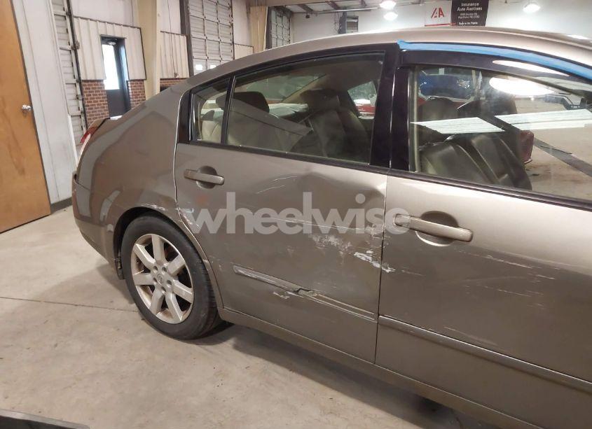 Photo 12 of 2005 Nissan Maxima 3.5 SL (VIN 1N4BA41E35C877021)