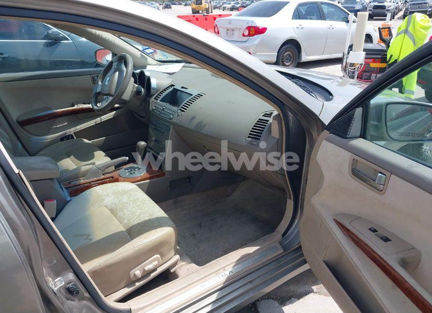 Photo 5 of 2004 Nissan Maxima 3.5 SL (VIN 1N4BA41E44C921302)