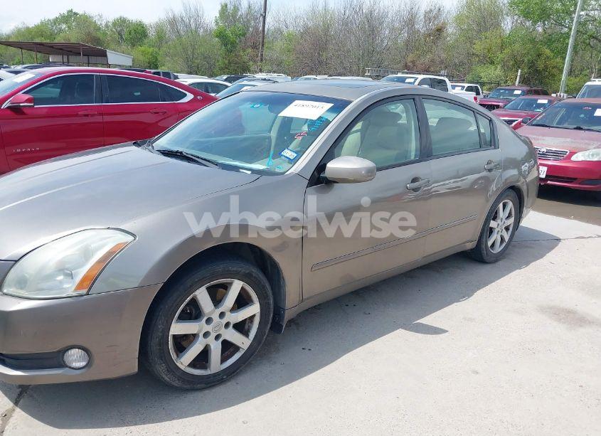 Photo 6 of 2004 Nissan Maxima 3.5 SL (VIN 1N4BA41E44C921302)