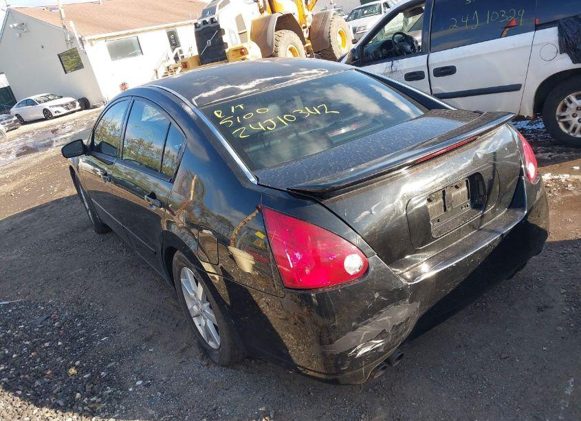 Photo 3 of 2005 Nissan Maxima 3.5 SL (VIN 1N4BA41E45C806992)