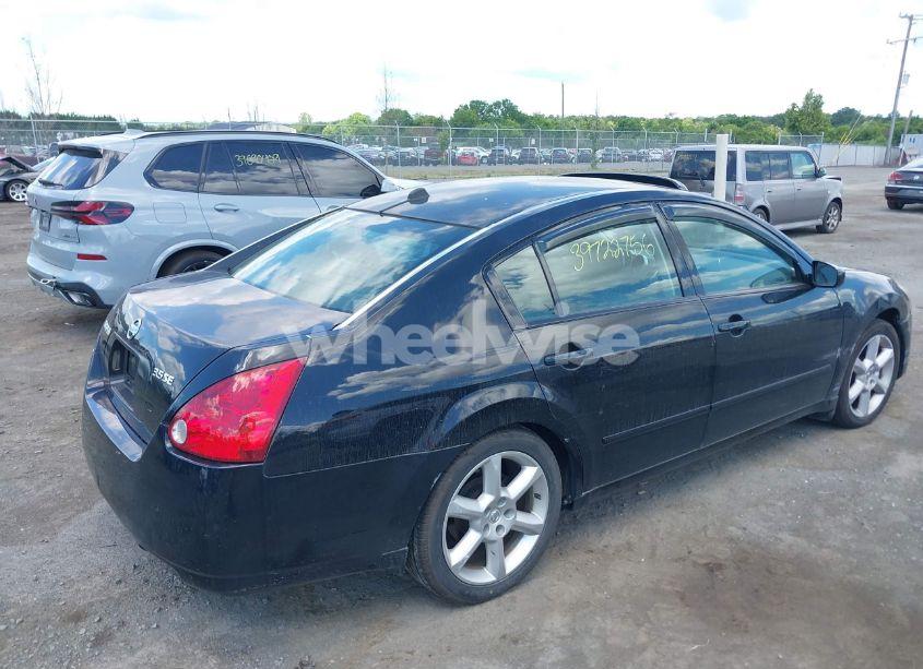 Photo 4 of 2004 Nissan Maxima 3.5 SE (VIN 1N4BA41E54C855214)