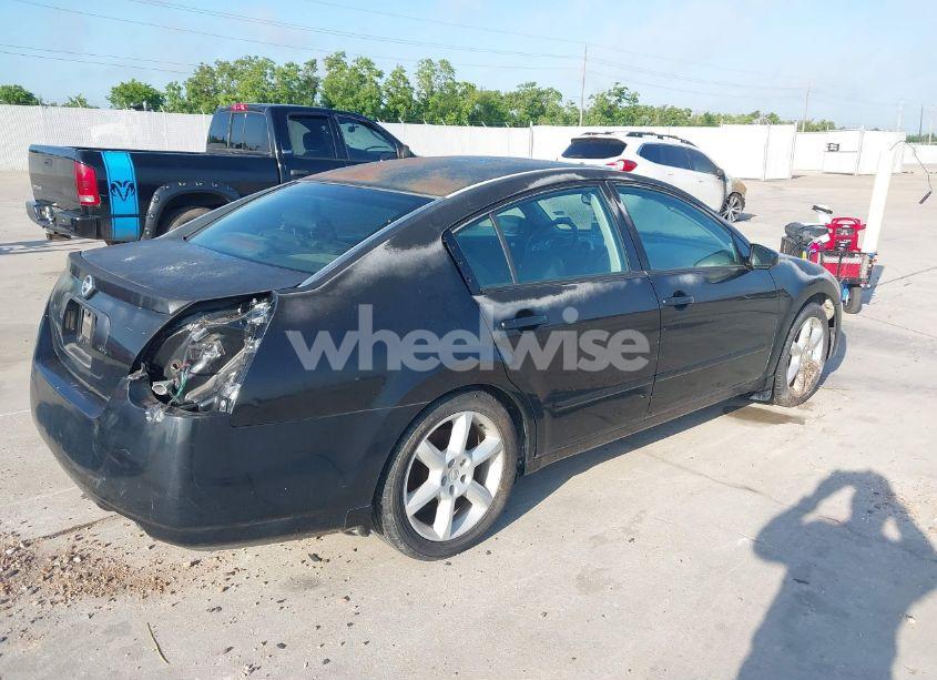 Photo 4 of 2004 Nissan Maxima 3.5 SE (VIN 1N4BA41E54C895213)