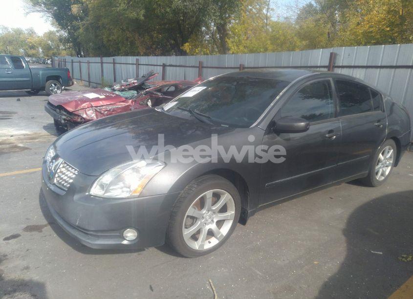 Photo 2 of 2005 Nissan Maxima 3.5 SL (VIN 1N4BA41E55C813997)