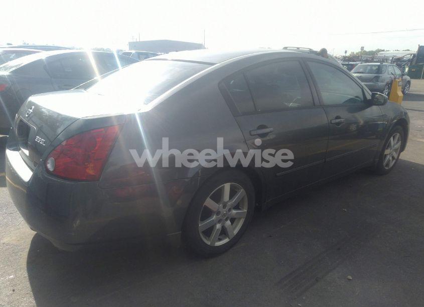 Photo 4 of 2005 Nissan Maxima 3.5 SL (VIN 1N4BA41E55C813997)