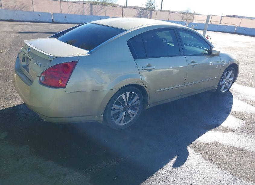 Photo 4 of 2004 Nissan Maxima 3.5 SE (VIN 1N4BA41E64C877822)