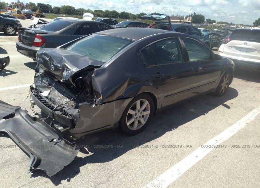 Photo 4 of 2004 Nissan Maxima 3.5 SL (VIN 1N4BA41E64C893423)