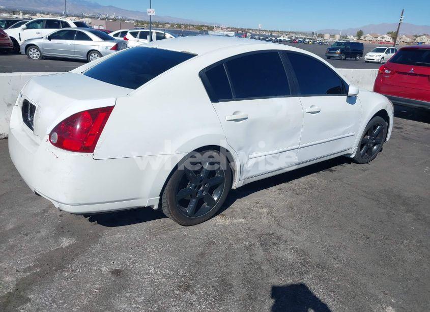 Photo 4 of 2005 Nissan Maxima 3.5 SE (VIN 1N4BA41E65C843333)