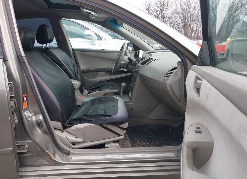 Photo 5 of 2004 Nissan Maxima 3.5 SE (VIN 1N4BA41E74C807553)